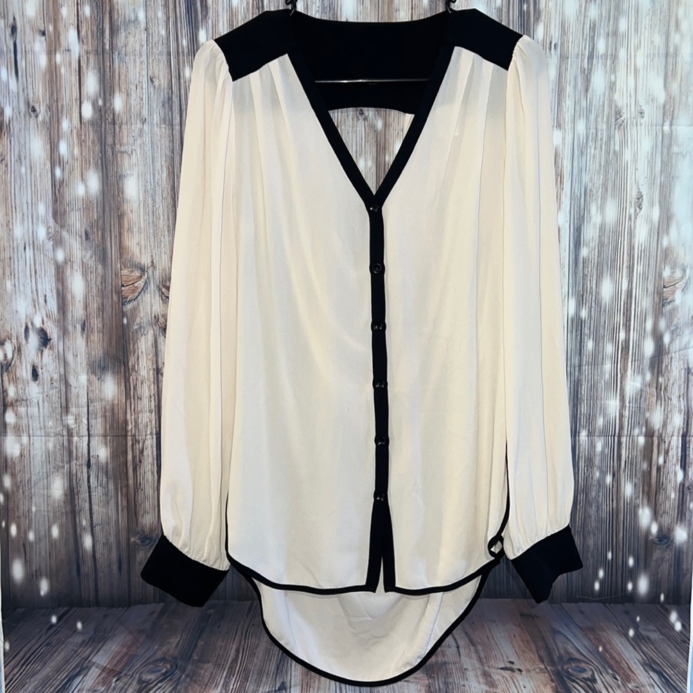 Daytrip Button Down Top